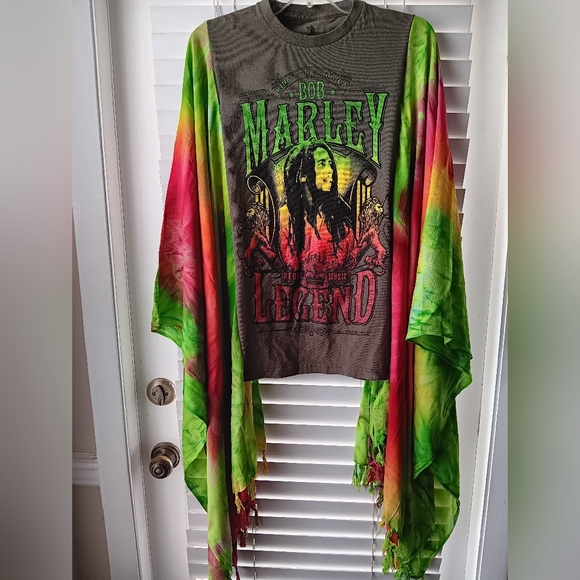Tops - Upcycled Bob Marley Graphic Tshirt Poncho Top